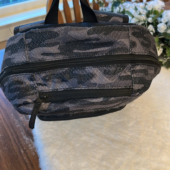 Puma backpack - Picture 5 of 8